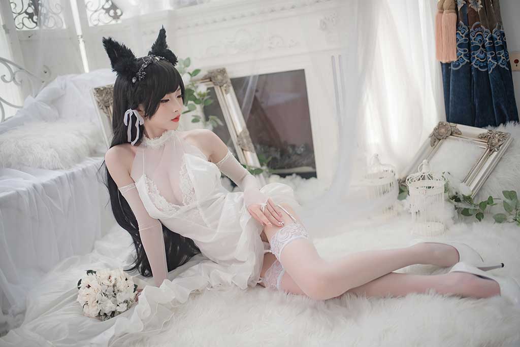 清水由乃 碧蓝航线Atago（爱宕）cosplay白婚纱缩略图2