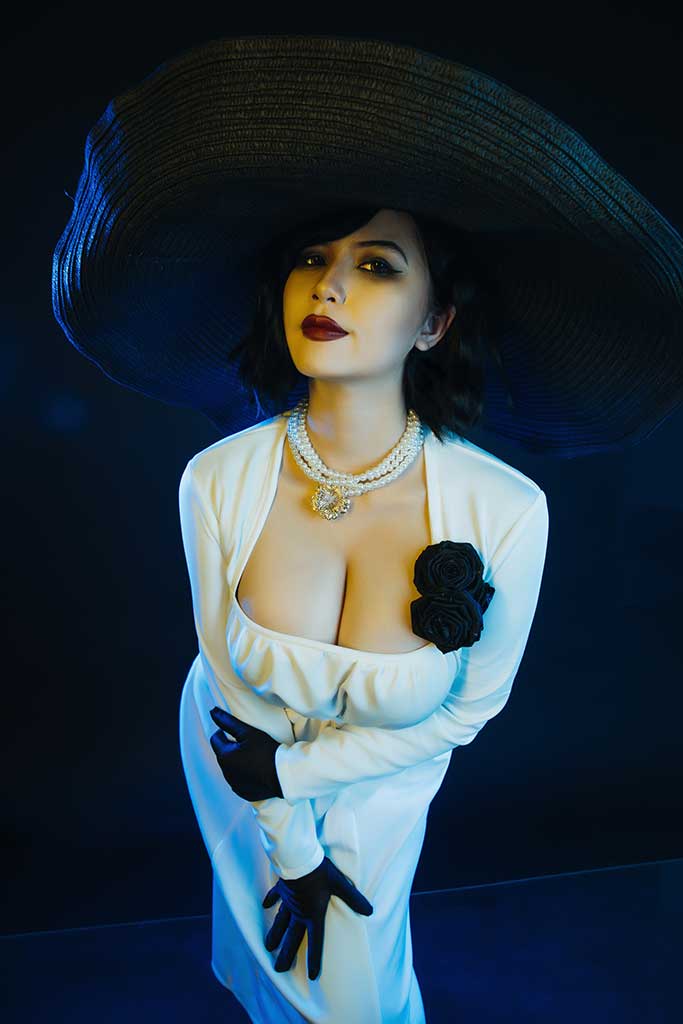 Uy Uy Lady Dimitrescu（八尺大人）cosplay缩略图1