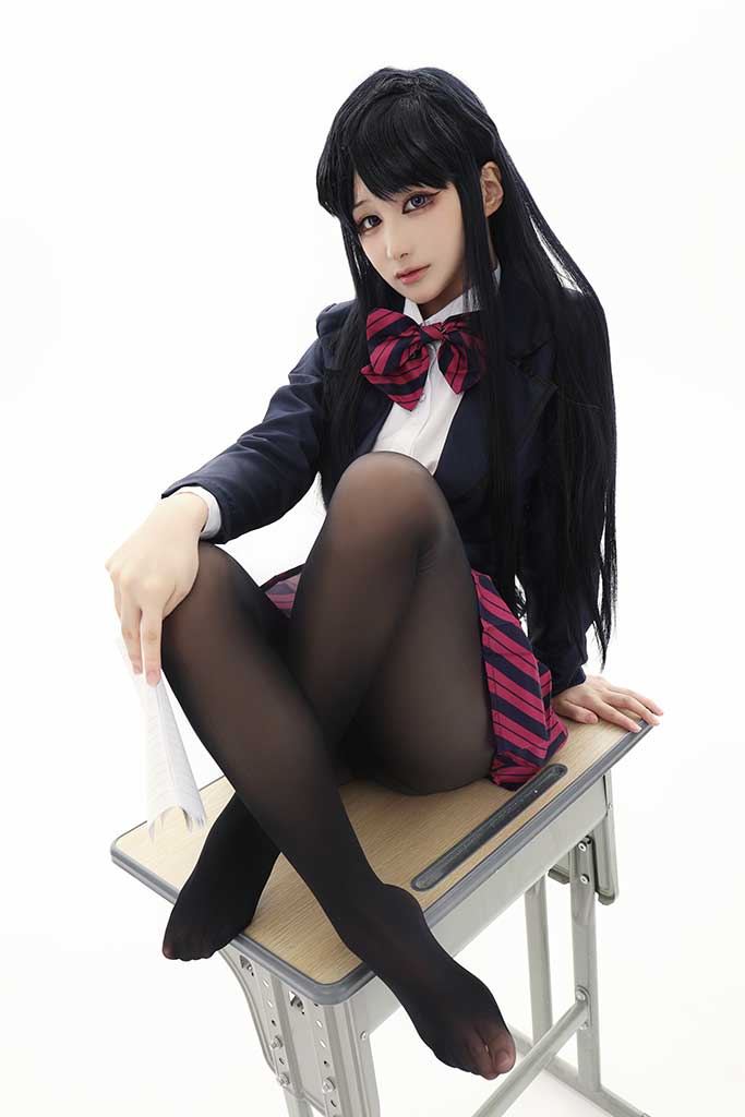 幼愛youmeko 古见同学有交流障碍症 Shoko Komi（古见硝子）cosplay学生装连裤黑丝 纯色背景缩略图3